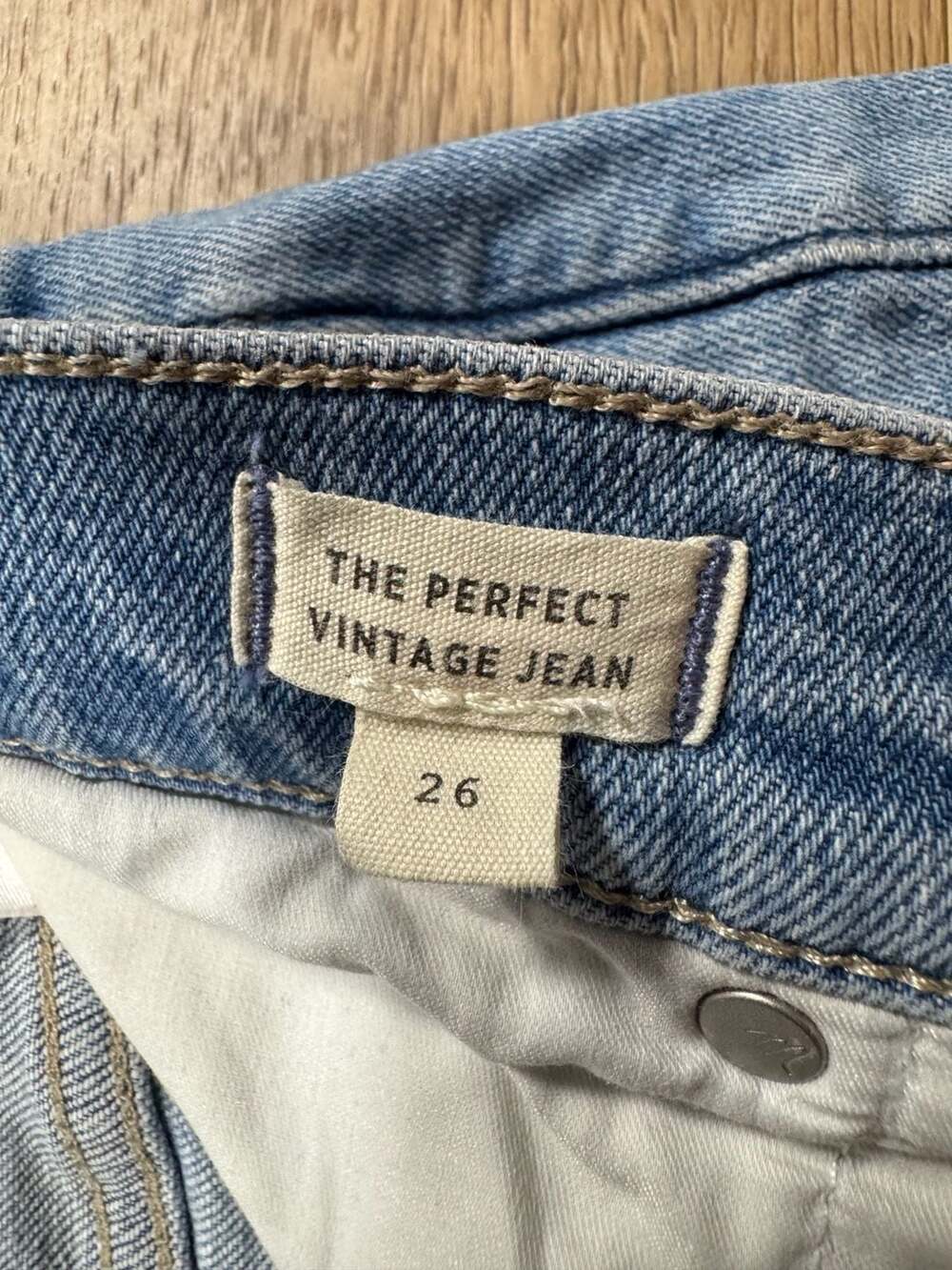 Madewell The Perfect Vintage Jean Raw Hem Light Wash Size 26 - Picture 6 of 7